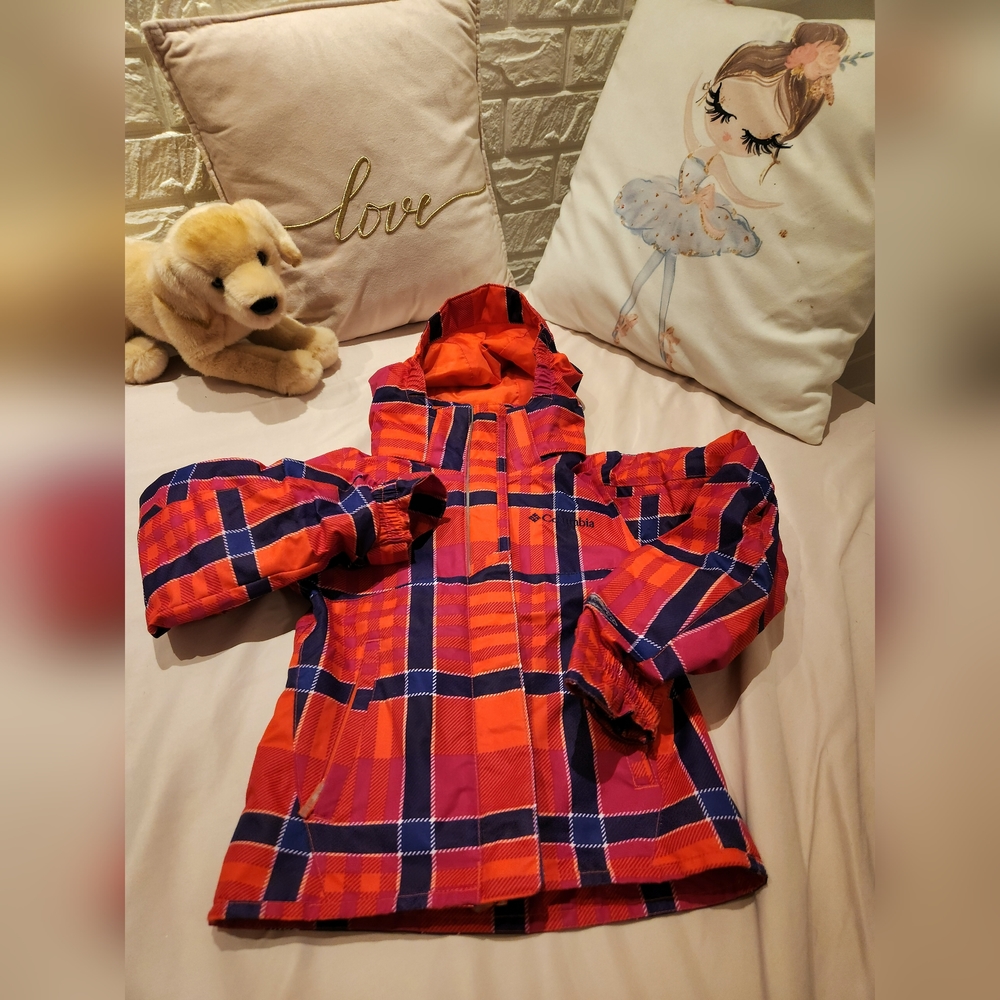 SnoWinter jacket as new excellent condition  by Columbia size xxs 4T-5T